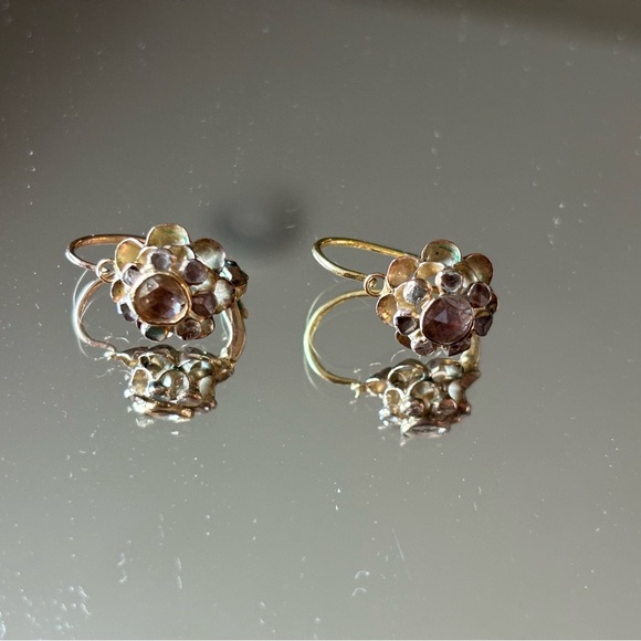 Antique floral rose cut diamond earrings - late Georgian era - Picture 6 of 8